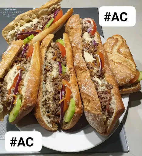 SANDWICH STEAK HACHEE